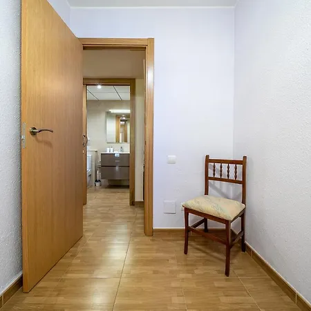 Global Market Apartment